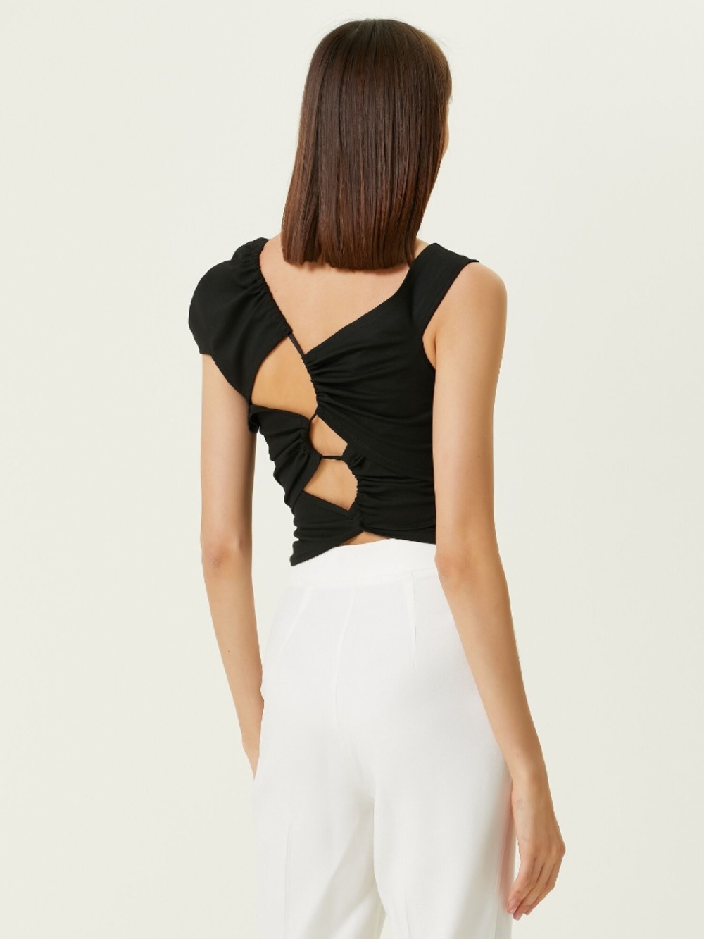 SID NEIGUM  (Cut-Out Detailed Asymmetric Top) (XXS)